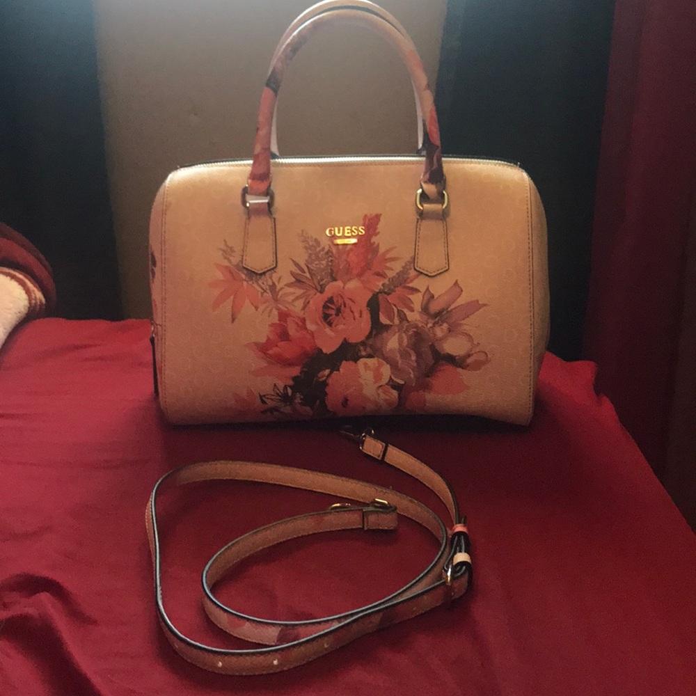 Guess Bag